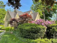 The Gables of Rhinebeck Hotels in Clinton