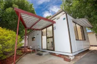 Big4 Shepparton Park Lane Holiday Park Hotels near Shepparton