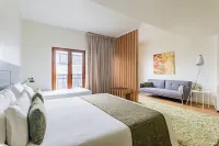 Porta da Arrábida Suites Hotels in Palmela