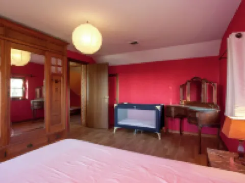 Hillside Stay Near Coo Fall