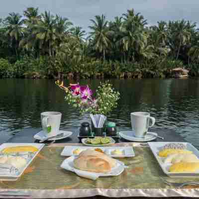 Canvas & Orchids Retreat Dining/Meeting Rooms