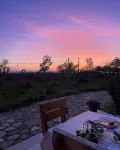 Lahuta e Vjeter Agroturizem فنادق في استان کوربین