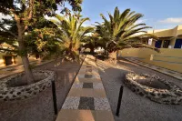 Caldera View Resort - Adults Only Hotels near أكروتيري
