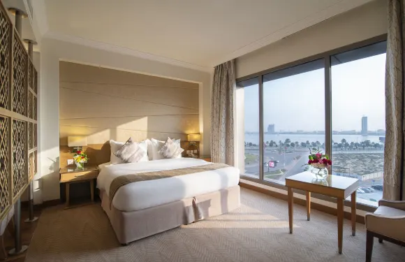 達曼黃金鬱金香海濱酒店