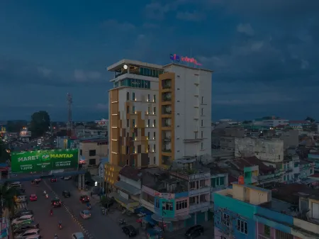 Infinity Hotel Jambi by Tritama Hospitality Отели в г. Джамби