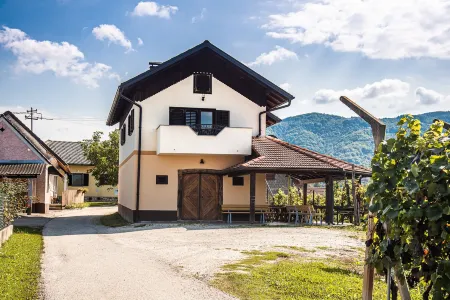 Vineyard Holiday House Kerin