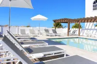 Barefoot Beach Club Hotels in Madeira Beach