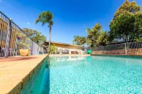 Abcot Inn Hotels in Caringbah