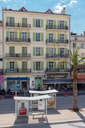 Florella Résidences & Appartements : Jean de Riouffe