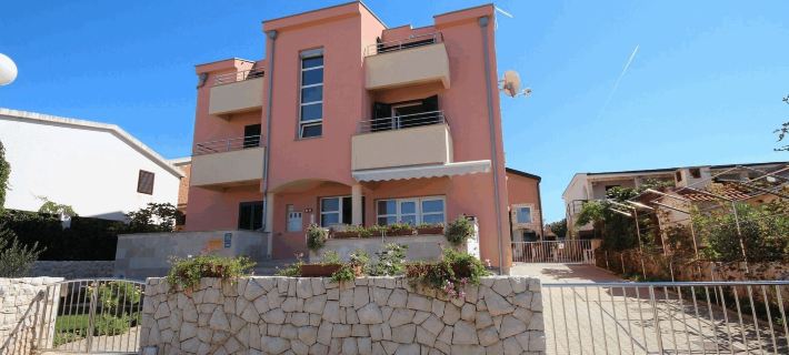 Apartments Barisic Hotels in Vir