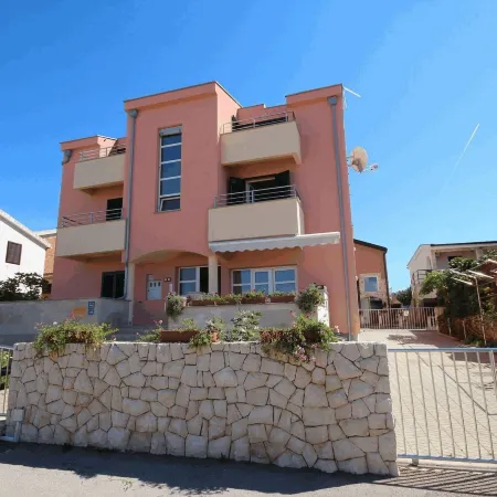 Apartments Barisic Hotels in Vir