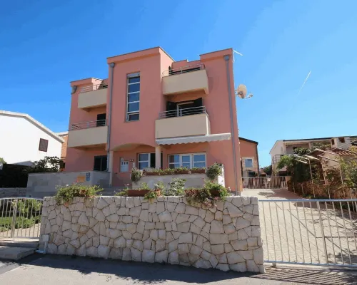 Apartments Barisic Hotels in Vir
