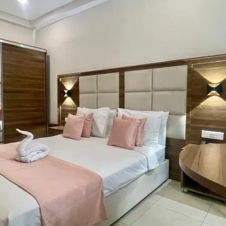 HOTEL LA PIVOINE