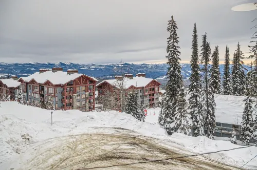 Ponderosa Inn 316 by Okanagan Premier - 4-Star