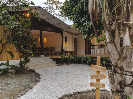 Cuatro Vientos Costa Rica Отели рядом с достопримечательностью «Mar azul»