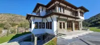 Pupa Winery Hotel a 