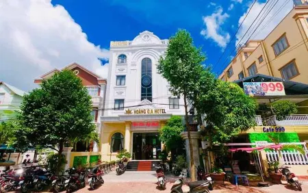 Hoang Gia Hotel Con Đao