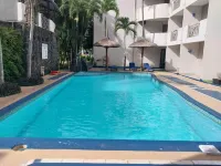 Le Grand Bleu Hotel - Pools