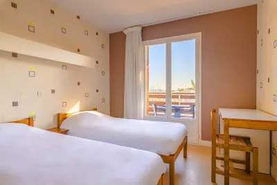 Azureva Murol Hotels in Saint-Nectaire