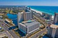 Laketown Wharf by Book That Condo Hoteles en Panama City