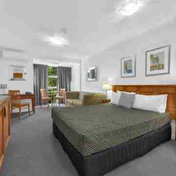 Airport Heritage Motel Rooms