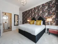 Somerset House Boutique Hotel and Restaurant Hotele w: Southsea