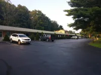 FairBridge Inn Express - parking