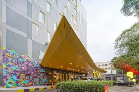 Yello Hotel Manggarai Hotels near Sudirman Railway Station