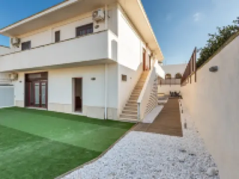 1786 B&B Joy Home - Camera 2 Hotels in Maruggio