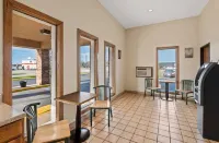 Rodeway Inn Hotels in Effingham