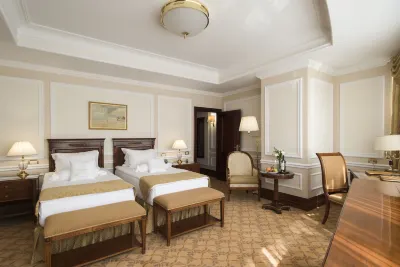 Nobil Luxury Boutique Hotel Các khách sạn gần The Triumphal Arch