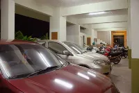 Darlington Place - موقف سيارات