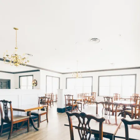 The Loyalist Country Inn & Conference Centre