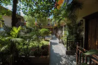 ビジー ビー リゾート ポカラ