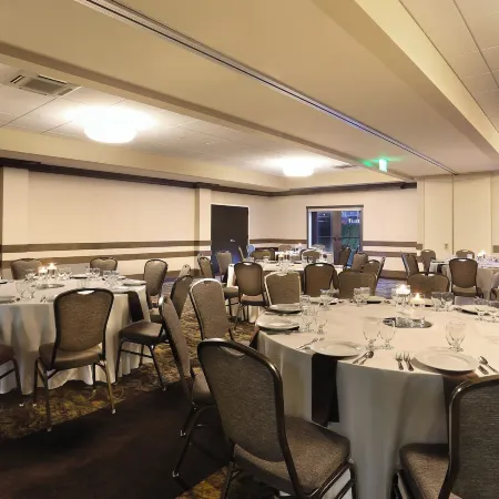 Holiday Inn NASHVILLE-VANDERBILT (DWTN) by IHG