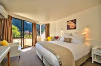 Melbourne Lodge