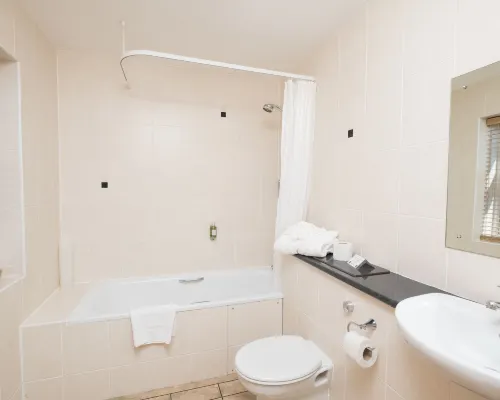Best Western Pitbauchlie House Hotel Kamar Photos