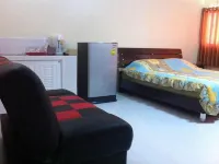 T9 Muang Thong Thani Condo - 2-Star