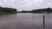 Marvels on the Creek - parking