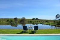 Under Oaks Guest House - Виллы