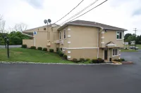 Travel Inn & Suites Flemington Hotels in Lebanon