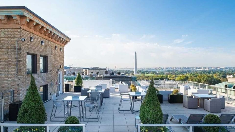 Global Luxury Suites at the White House