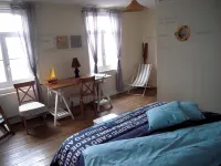 Chambres d'hôtes - La ferme de l'Ostrevent Hôtels à : Estrées