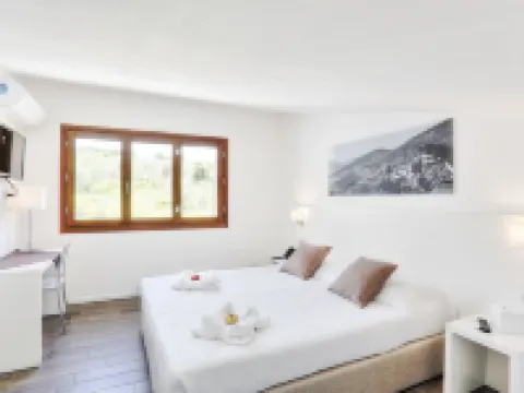 The Florence Hills Resort & Wellness Hotels in Pelago