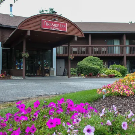 Fireside Inn & Suites Gilford