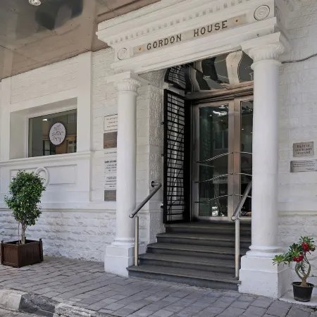 The Gordon House Hotel, Colaba Отели рядом с достопримечательностью «Набережная Марин-драйв»