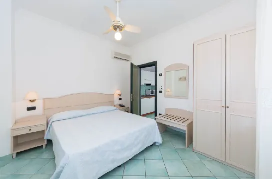 La Residenza Aparthotel