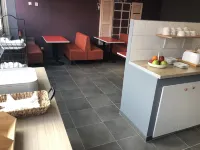 Aparthotel Area Отели рядом с достопримечательностью «Парк Робеспьер»