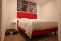 Amata Valgre Affittacamere, Comfort e Pulizia Eccezionali!! فنادق في Calco