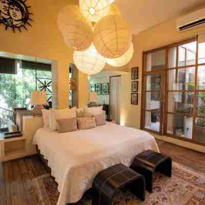 Hotel Casa Lola Deluxe Gallery Rooms